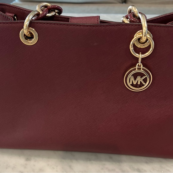 Michael Kors Handbags - Genuine Michael Kors Maroon Bag. Great condition. Barely used.